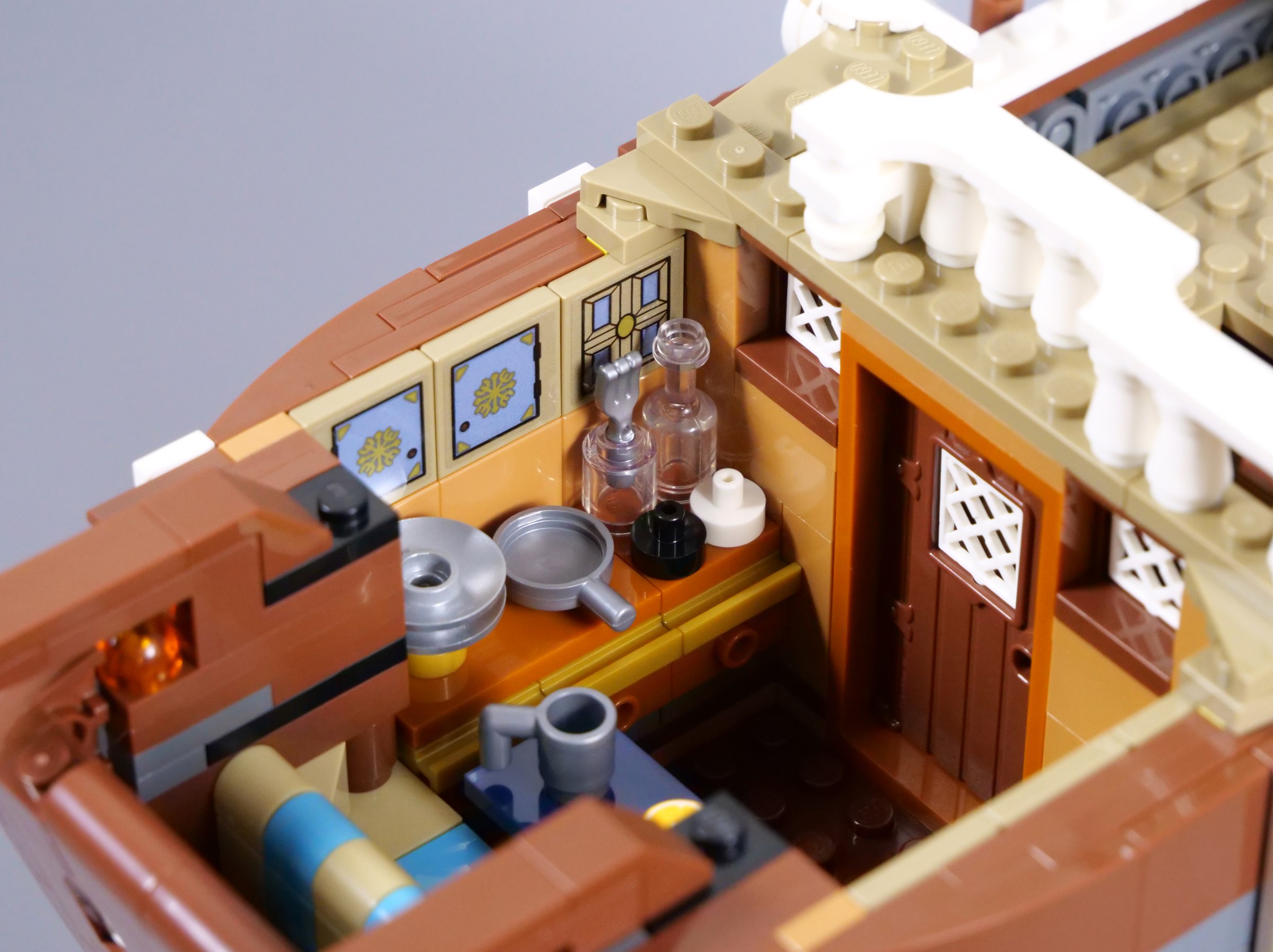 イトウテルミー LEGO One Piece 75639 The Going Merry Pirate Ship review | Brickset